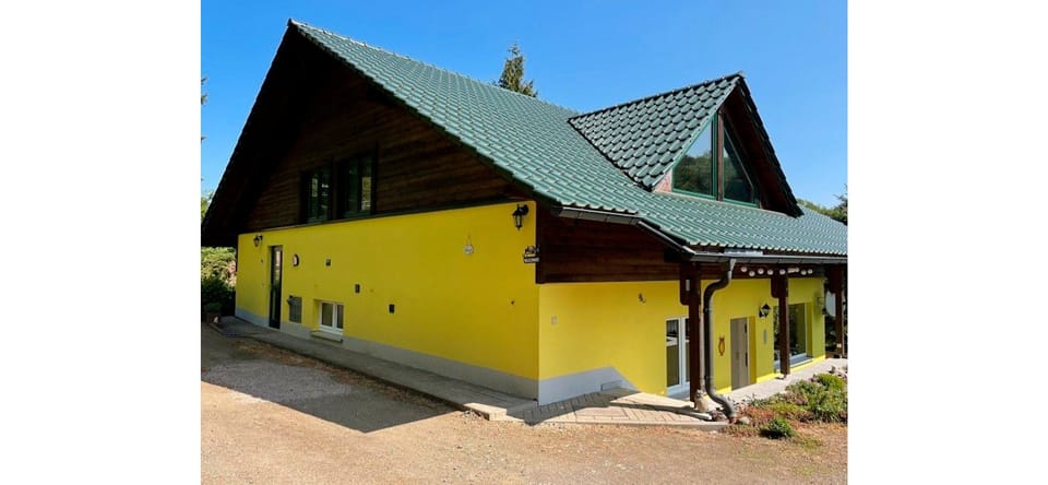 Haus mit 2 Wohneinheiten 