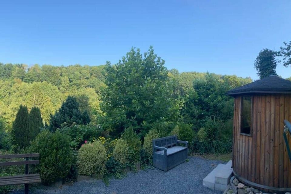 Gartensauna mit Ausblick