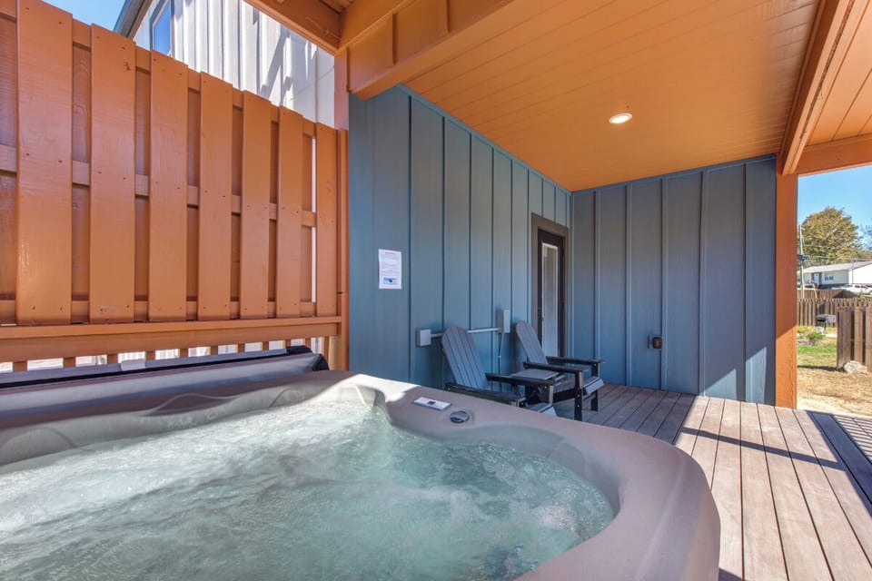 Blue Bella's private hot tub