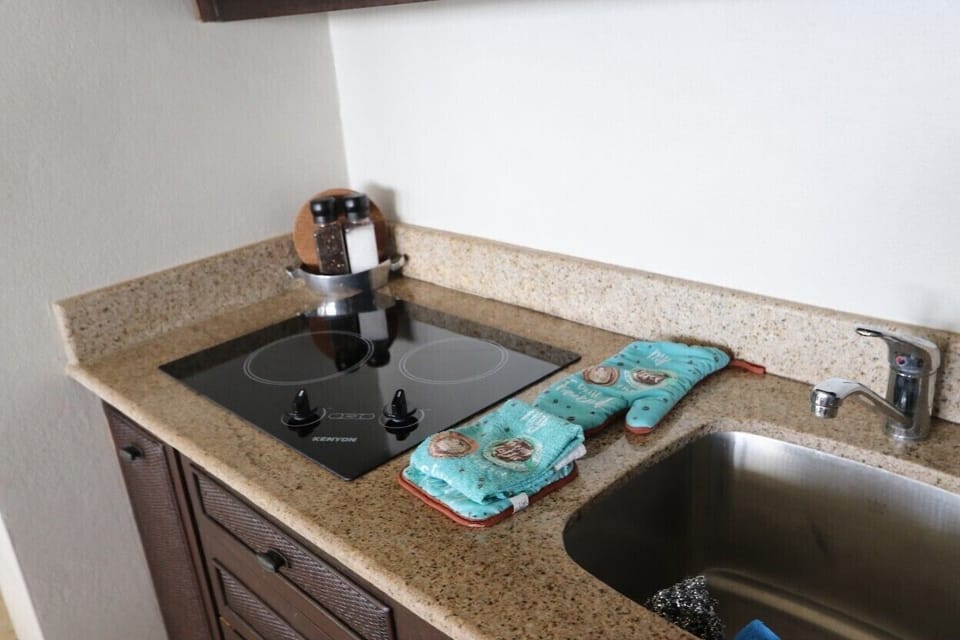 Kitchenette 