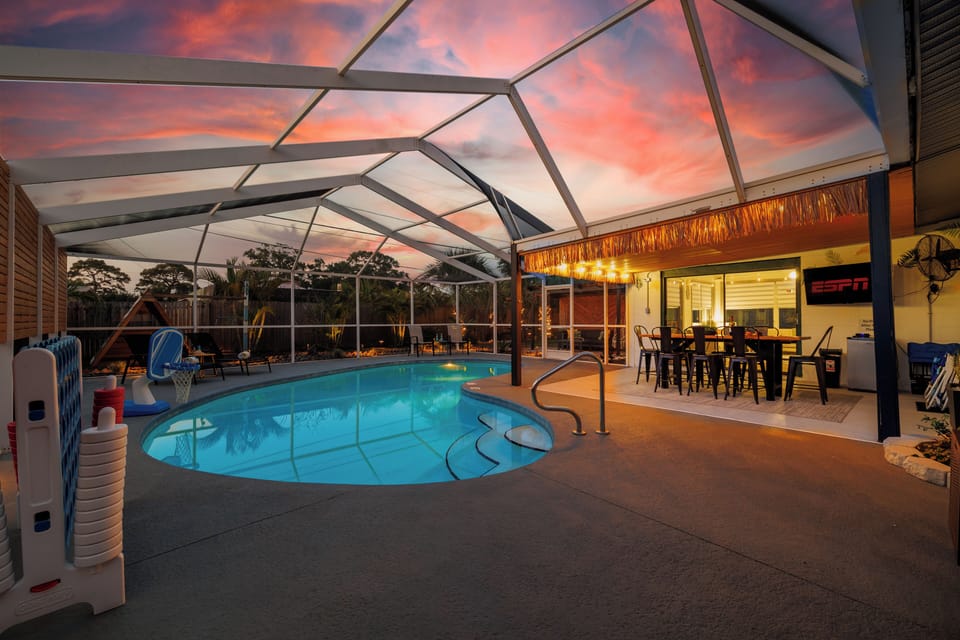 Everything you need for a fun, relaxing vacation. 