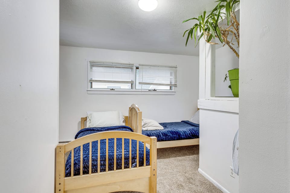 Bedroom 3 | 2 Twin Beds