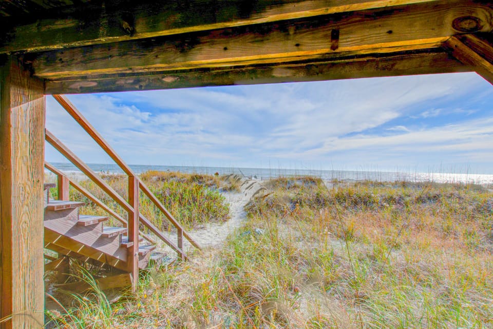 Beach/ocean view