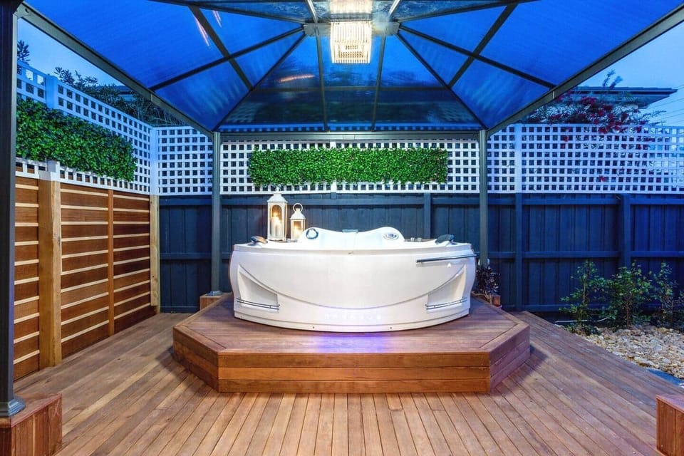Enjoy The "Bubbles Treatment"