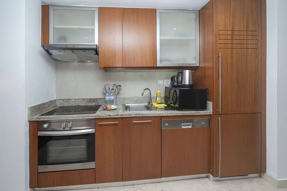 Fully equipped kitchen