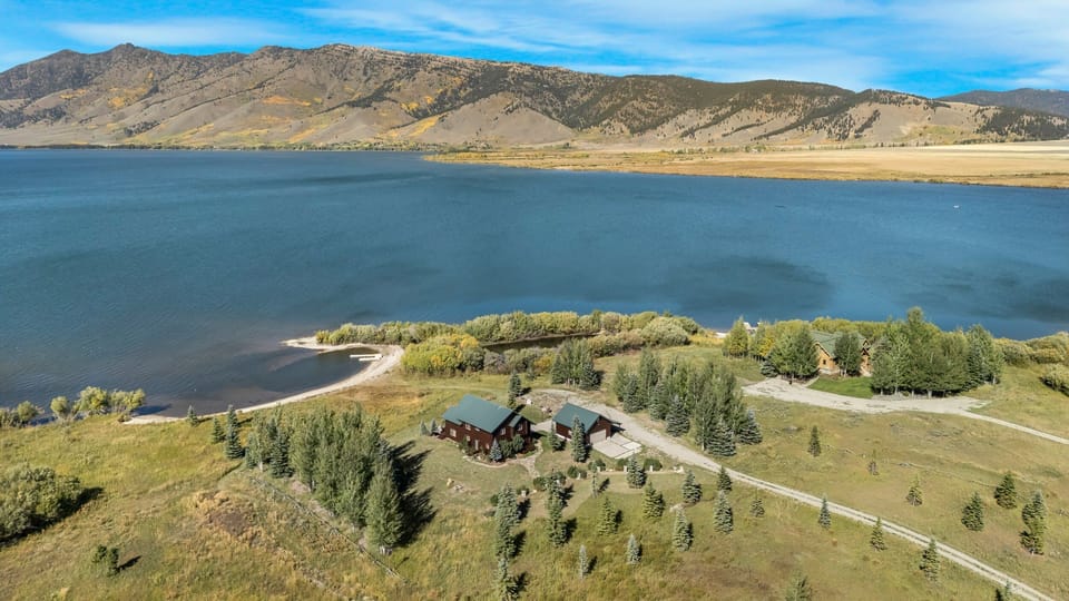 Henrys Reel Retreat ~