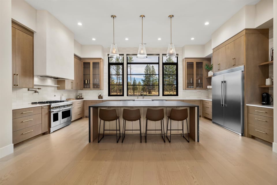 Gourmet kitchen
