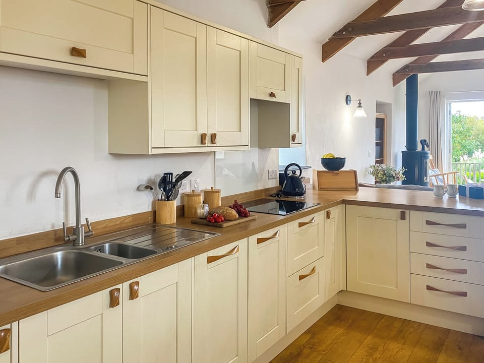 Kitchen | Swallows, Portscatho