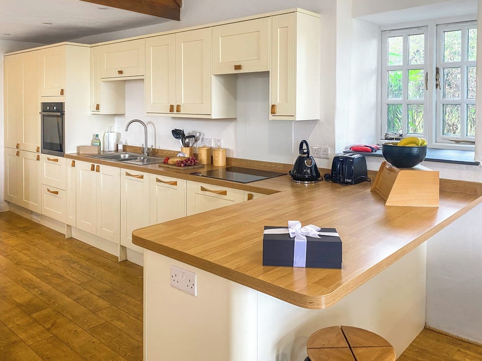 Kitchen | Swallows, Portscatho