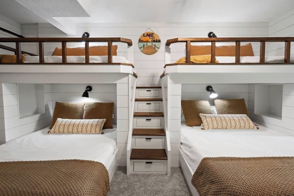 Twin over Queen Bunkroom