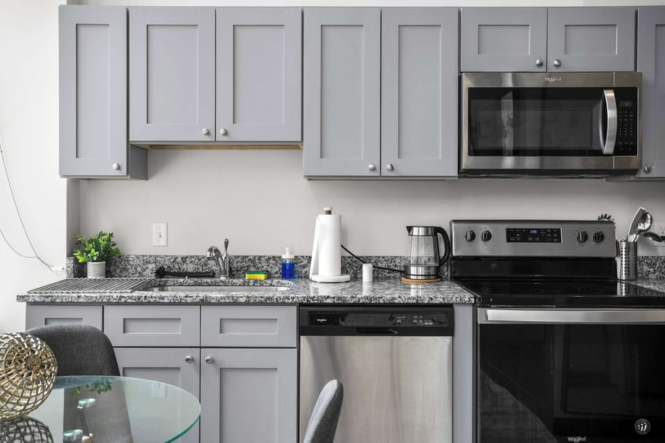 Fully equipped kitchen
