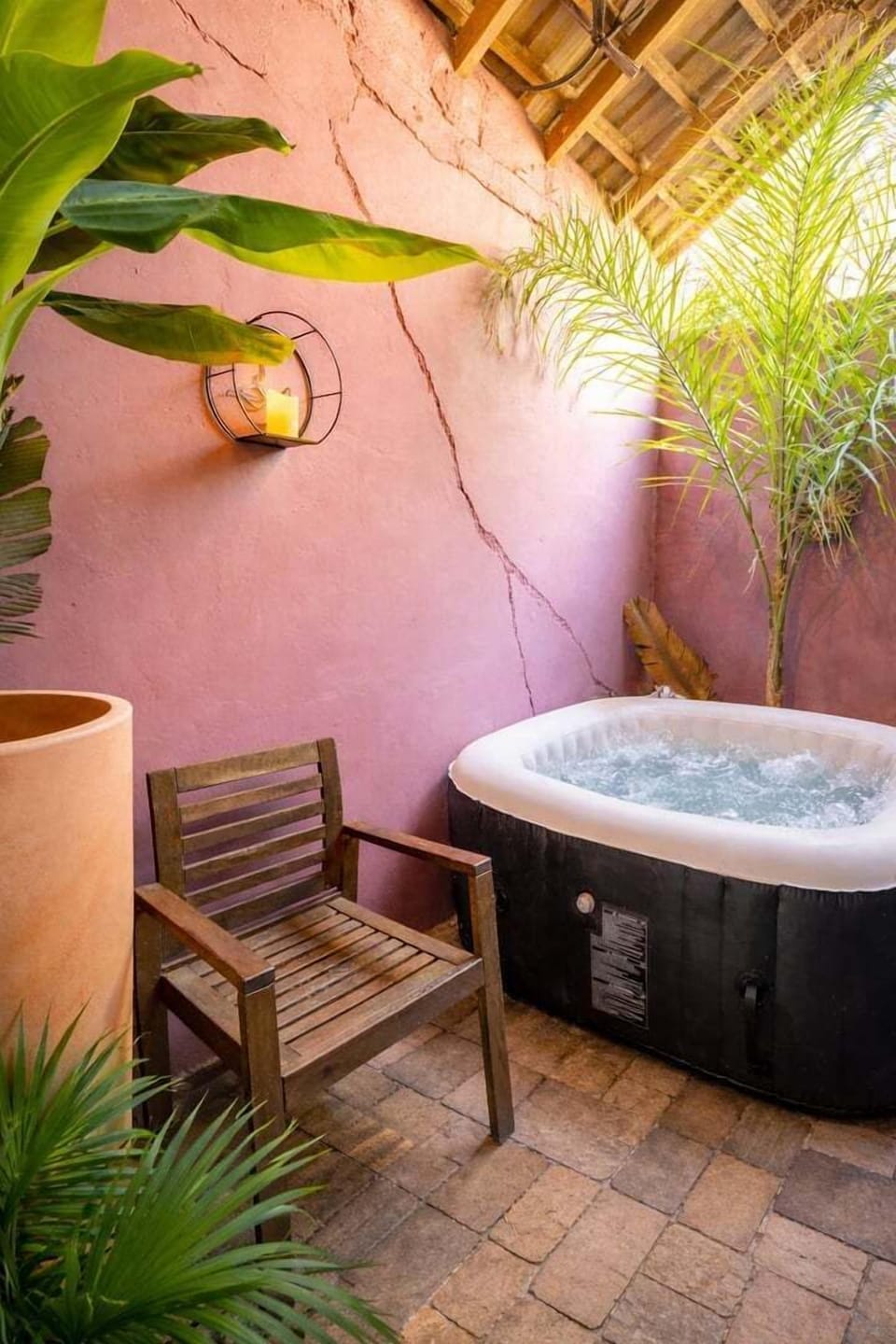 Indoor spa tub