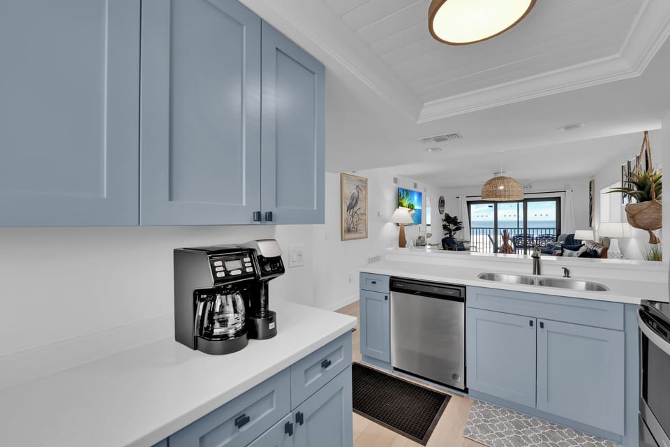 Enjoy your morning cup of coffee with a direct gulf view
