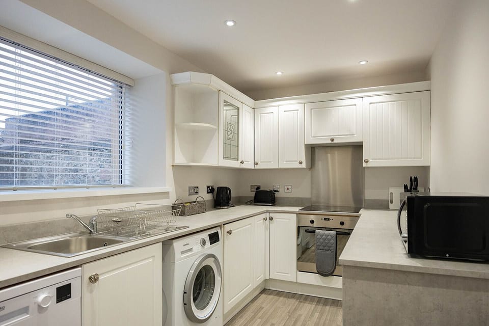 Living Room / Lounge