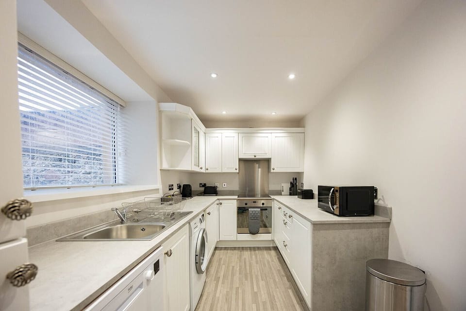 Living Room / Lounge