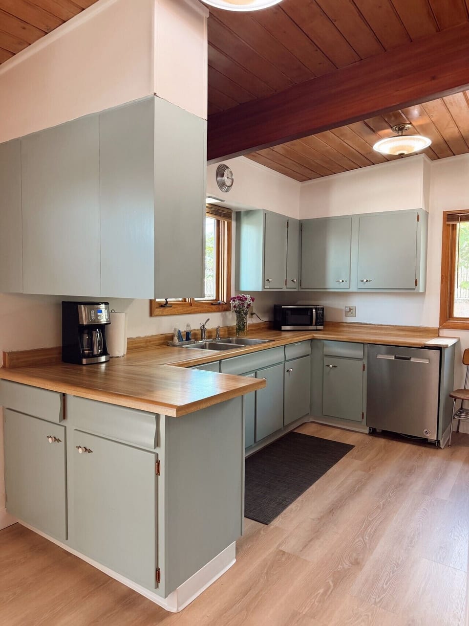 Enjoy a well-stocked kitchen with a dishwasher
