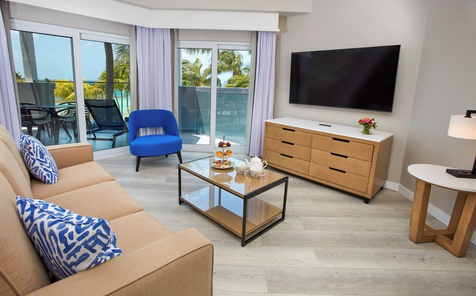 Lounge with ocean breezes and your favorite show nearby.