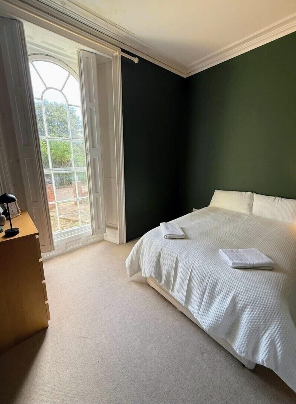 Large Bedroom 2