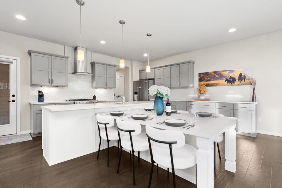 Dining Area | Comfortable seating for 6!