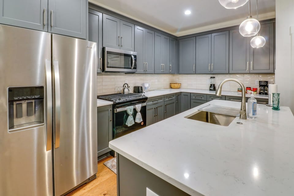 Kitchen | 1st Floor | Keurig & Drip Coffee Makers | Blender | Cooking Basics