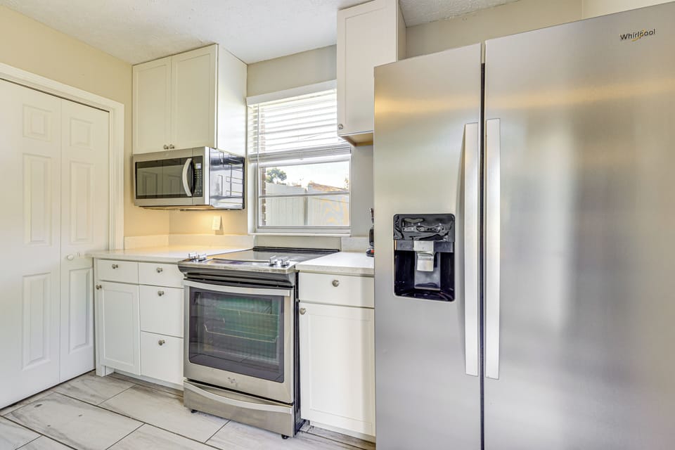 Kitchen | Drip Coffee Maker
