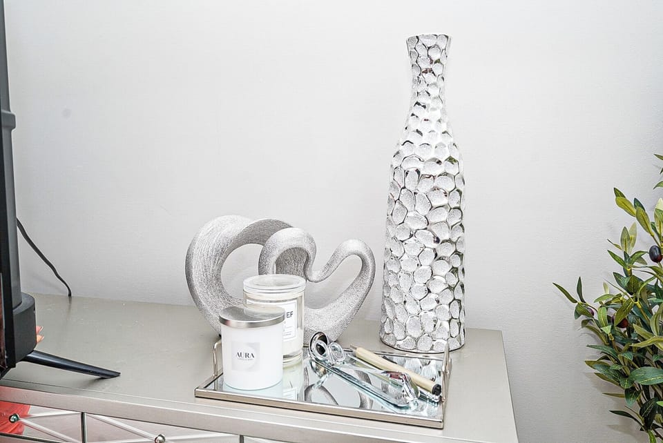 Aromatherapy to create a serene environment
