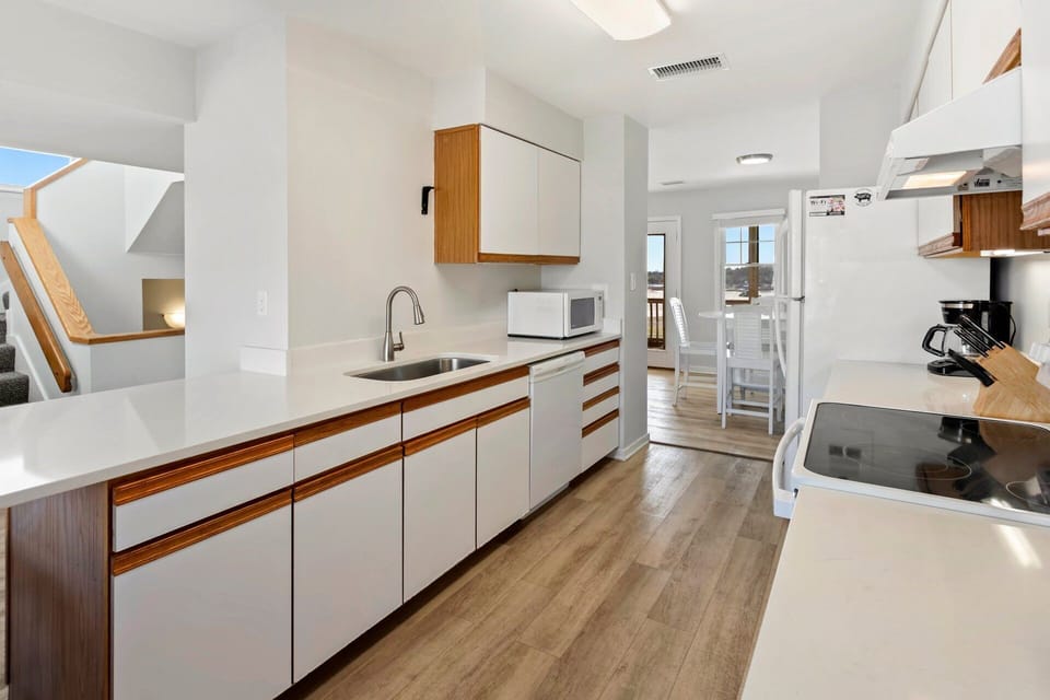 Kitchen – Fully equipped kitchen with everything needed for vacation cooking.