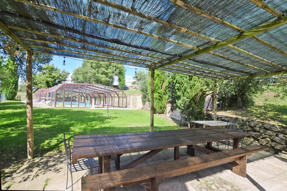 Exclusive furnished pergola near the pool