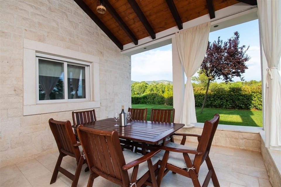 Terrace 1