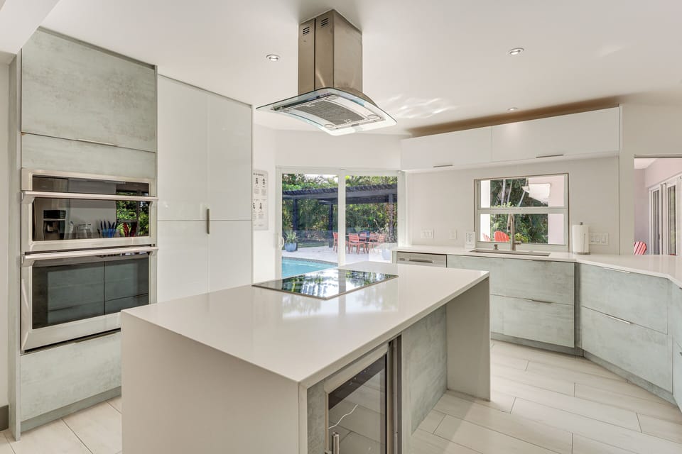 Kitchen | Blender | Toaster | Dishwasher