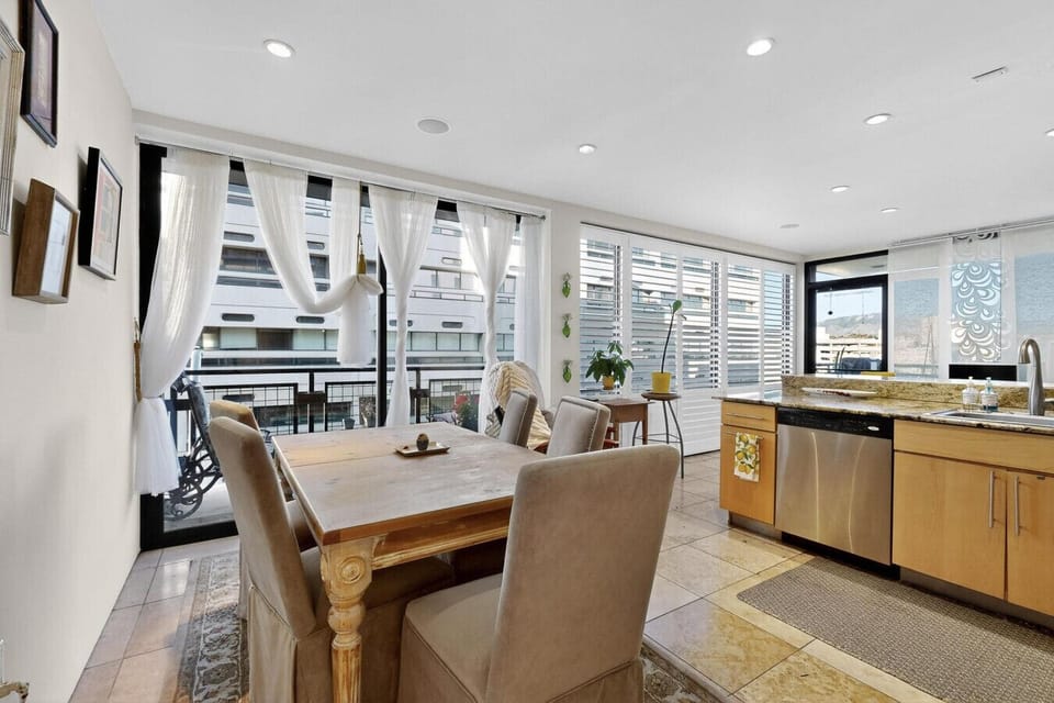 Great views from every seat in the kitchen.