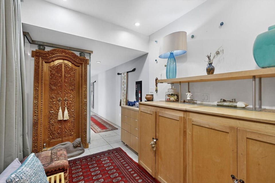 Tasteful decor throughout this elegant condo.