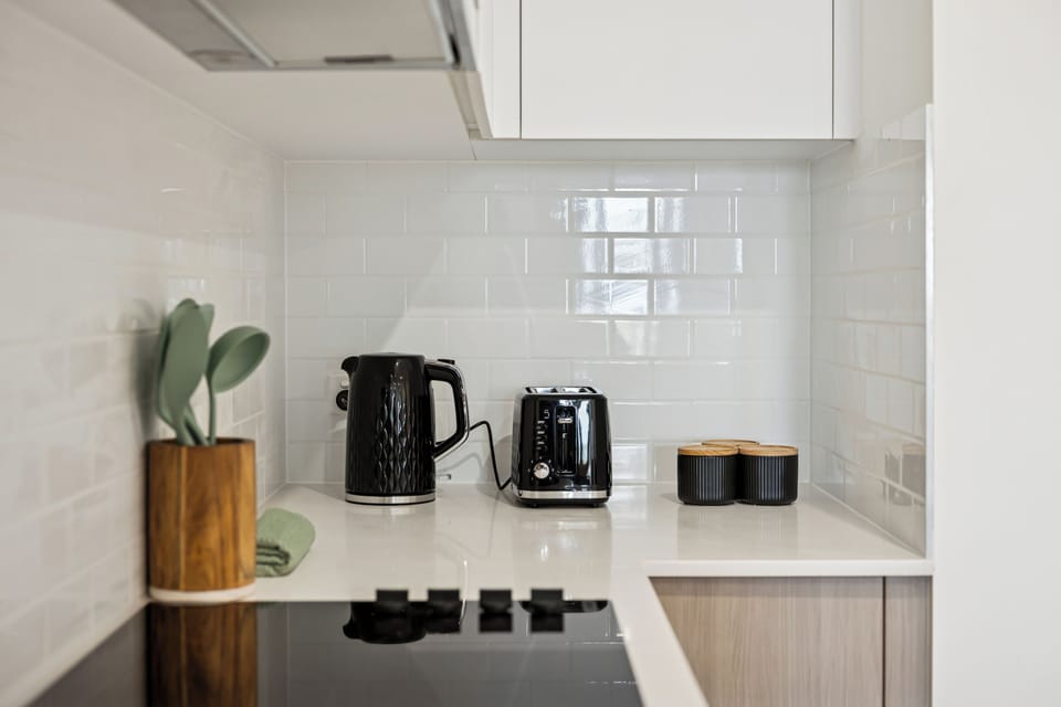 Kettle &amp; Toaster