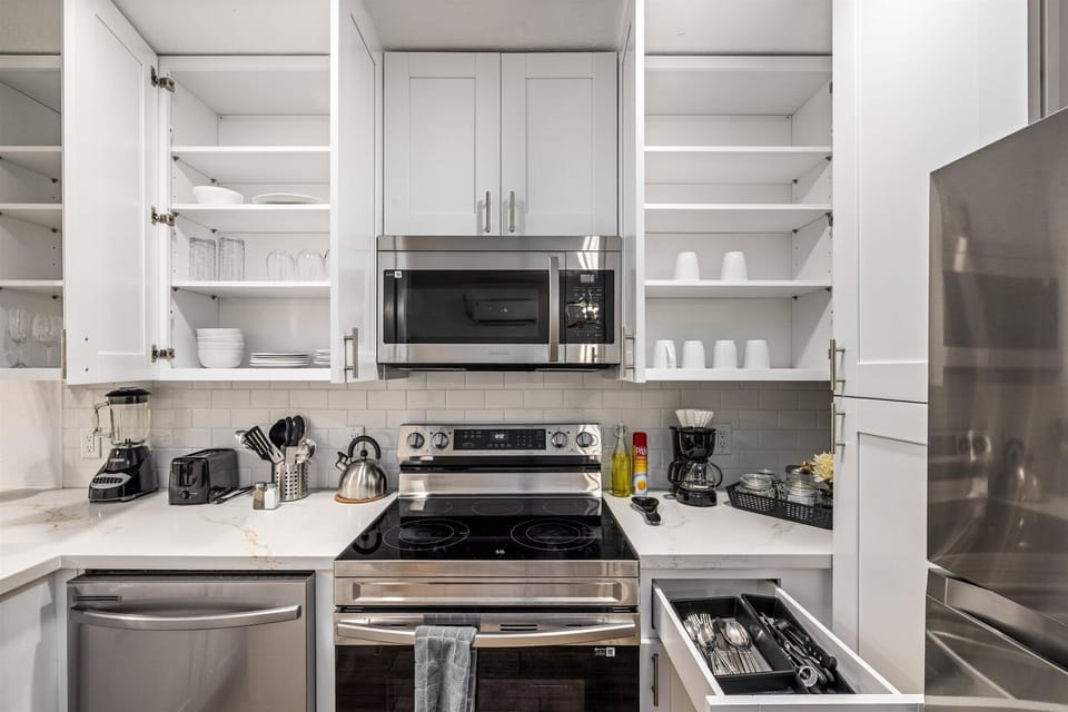 Kitchen is fully equipped so that you can feel like home for long stays.