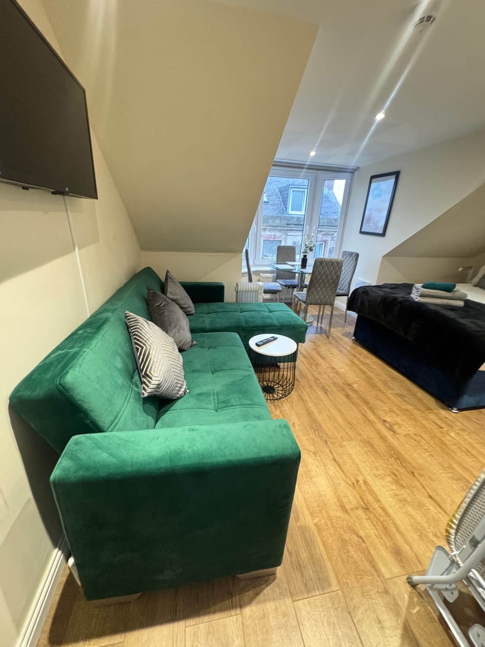 Apartment 5