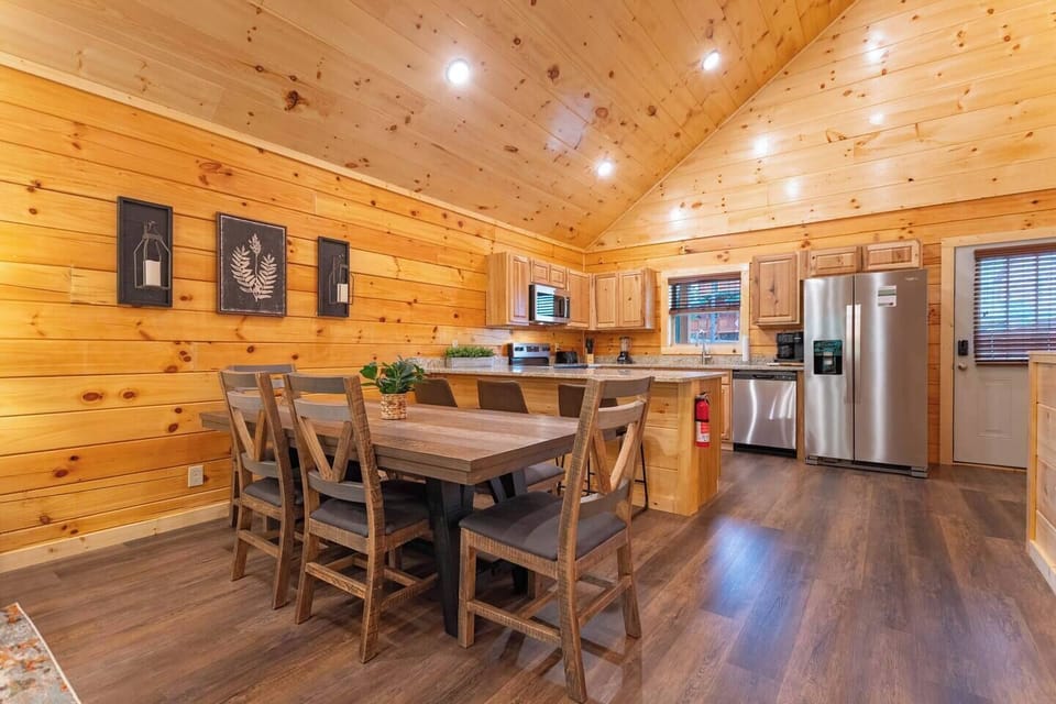 Dining Area with Seating for 8 – Whispering Woods Pigeon Forge Cabin