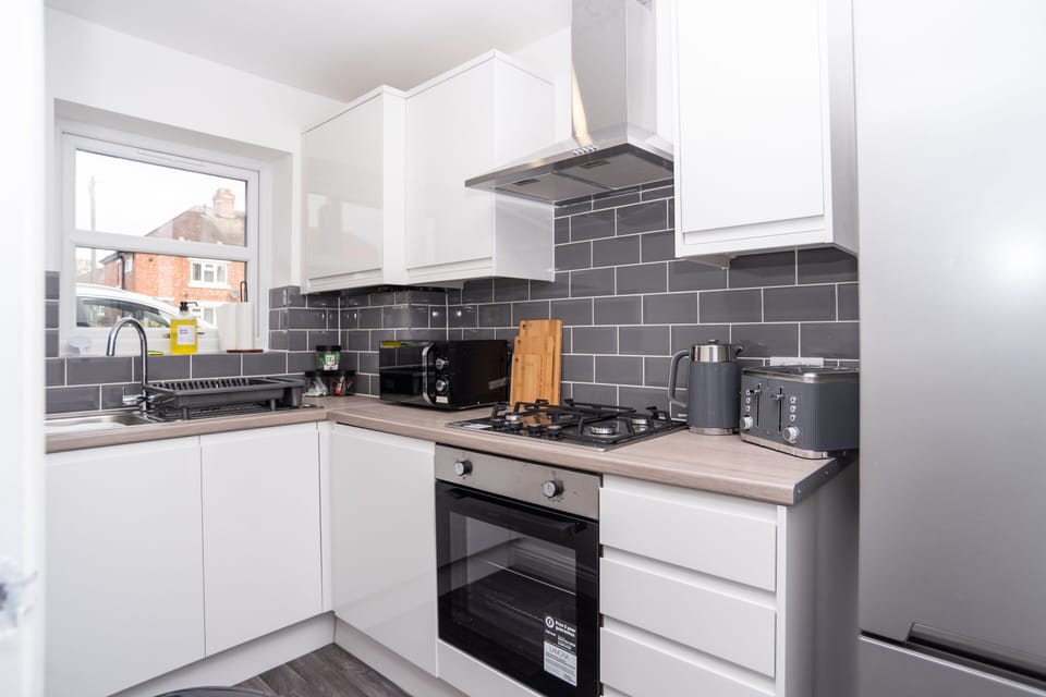 Bright, airy kitchen equipped with all appliances — everything you need for easy cooking and a comfortable home-from-home stay.