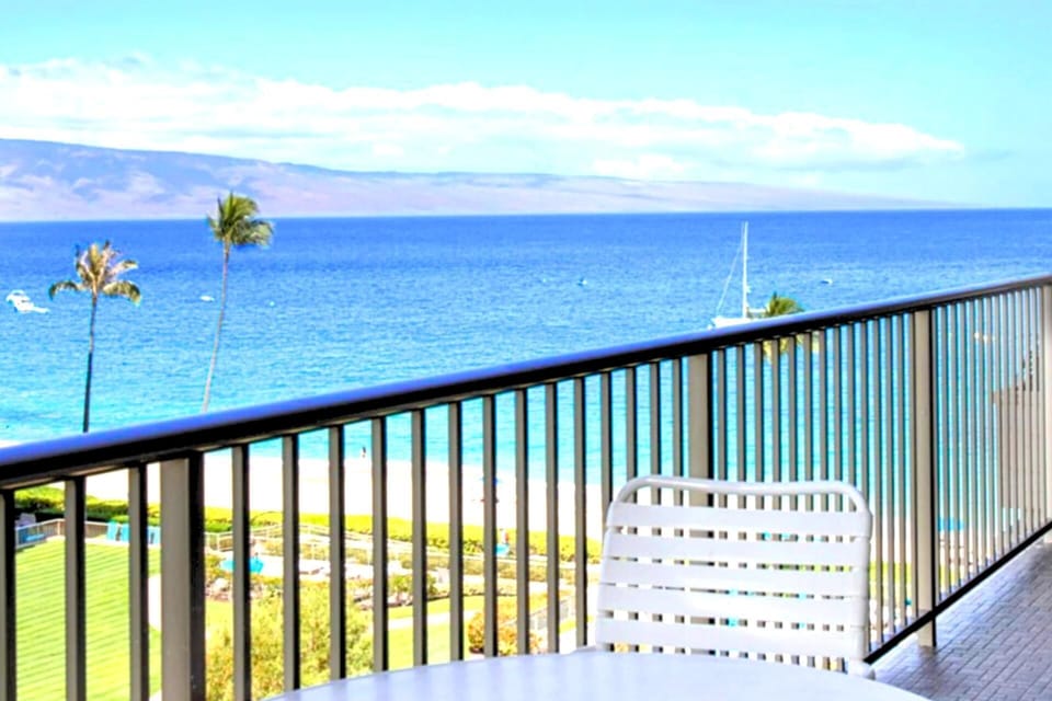 Savor endless ocean views from your private lanai, paradise at your doorstep WH1-723