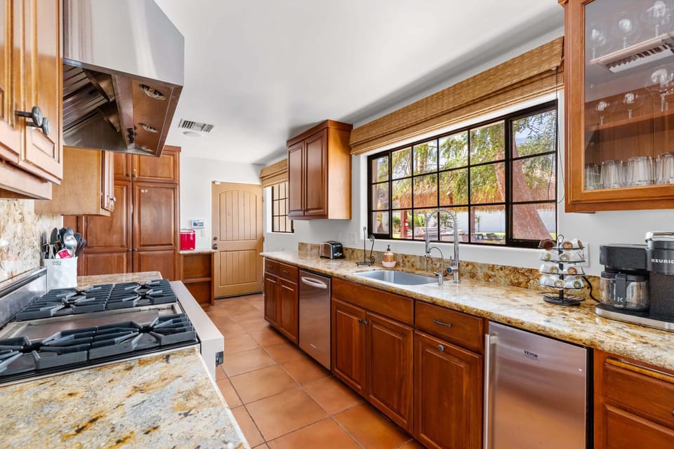 Chef's kitchen