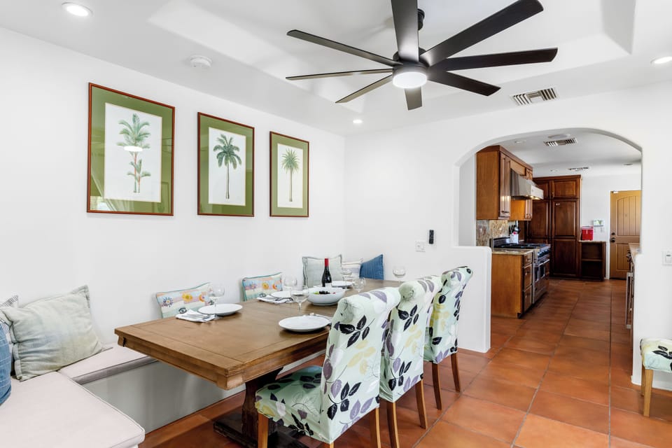 Interior dining for 8