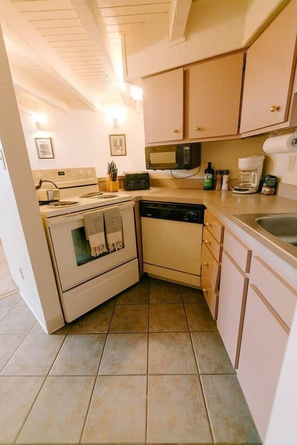 Plenty of counter space to spread out!