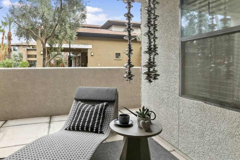 Laurel Apartments, Chandler, Personal Patio