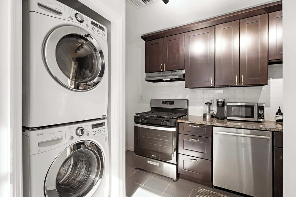 Private In-unit LG Washer and Dryer