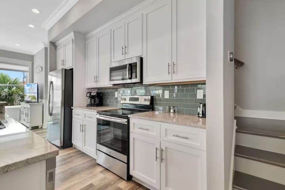 Fully equipped kitchen for all your needs
