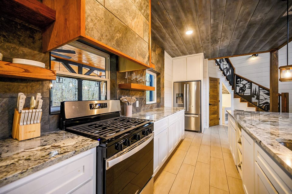 Fully Equipped Kitchen to make homemade meals