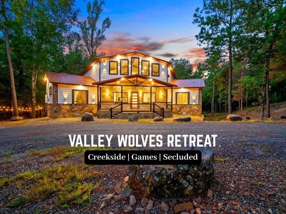 Welcome to Valley Wolves Retreat! Your ultimate Broken Bow escape in a secluded creekside lot