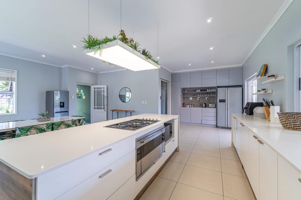 Goodholme Manor - Modern and Spacious (460)