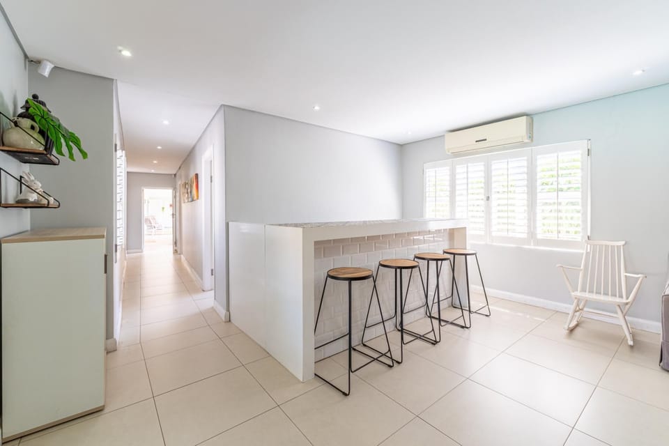Goodholme Manor - Modern and Spacious (475)