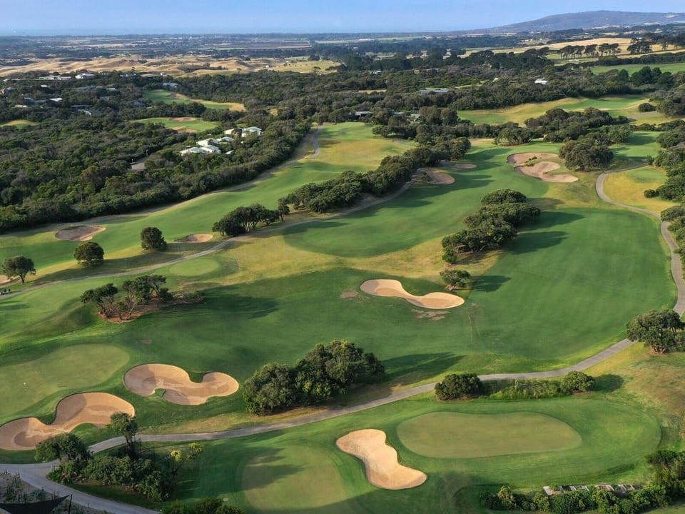 Fancy a day on the green at on one of the top courses in Aus?