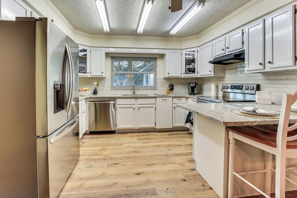 Kitchen | Cooking Basics | Coffee Makers | Air Fryer | Toaster | Blender